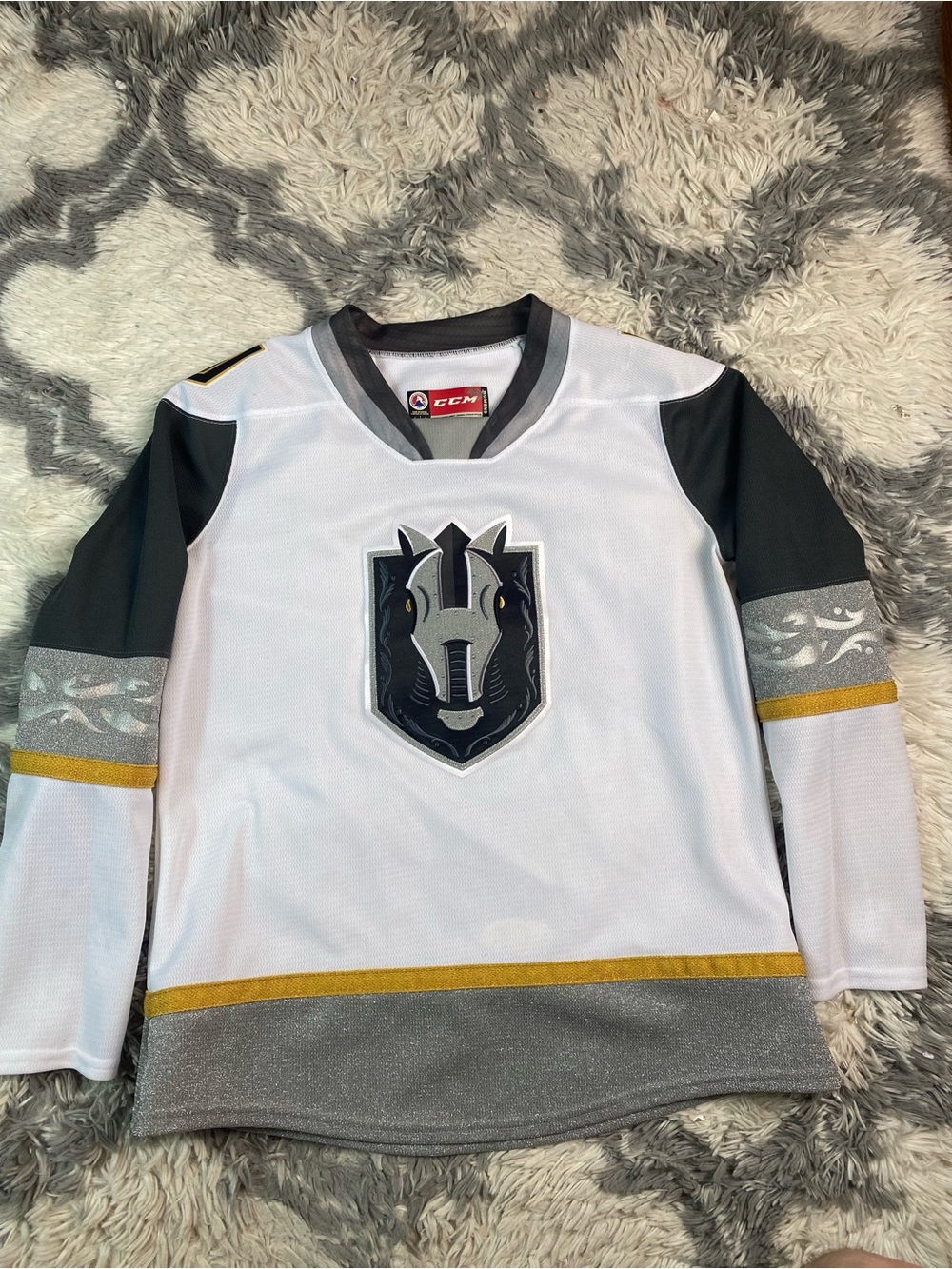 Henderson Silver Knights AHL CCM Hockey Jersey Sewn Women’s Size Large
